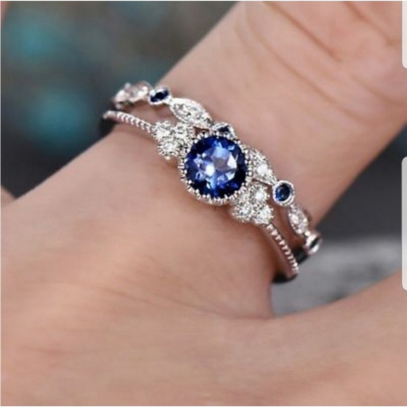 Swarovski Elements Blue Sapphire Round Solitaire Ring Band Set NEW - Picture 5 of 7